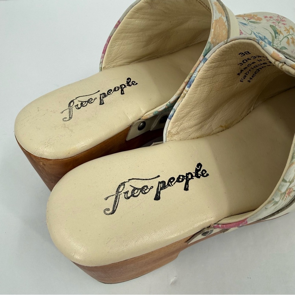 Free People Calabasas Floral Wood Clog Size 38 or US 7.5 - Picture 6 of 13